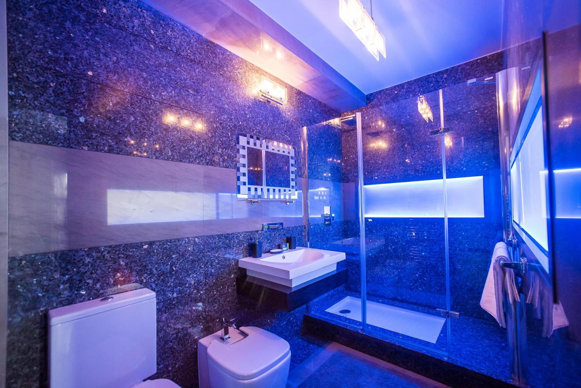 Simple Rooms Self Check In Bucharest Exterior photo